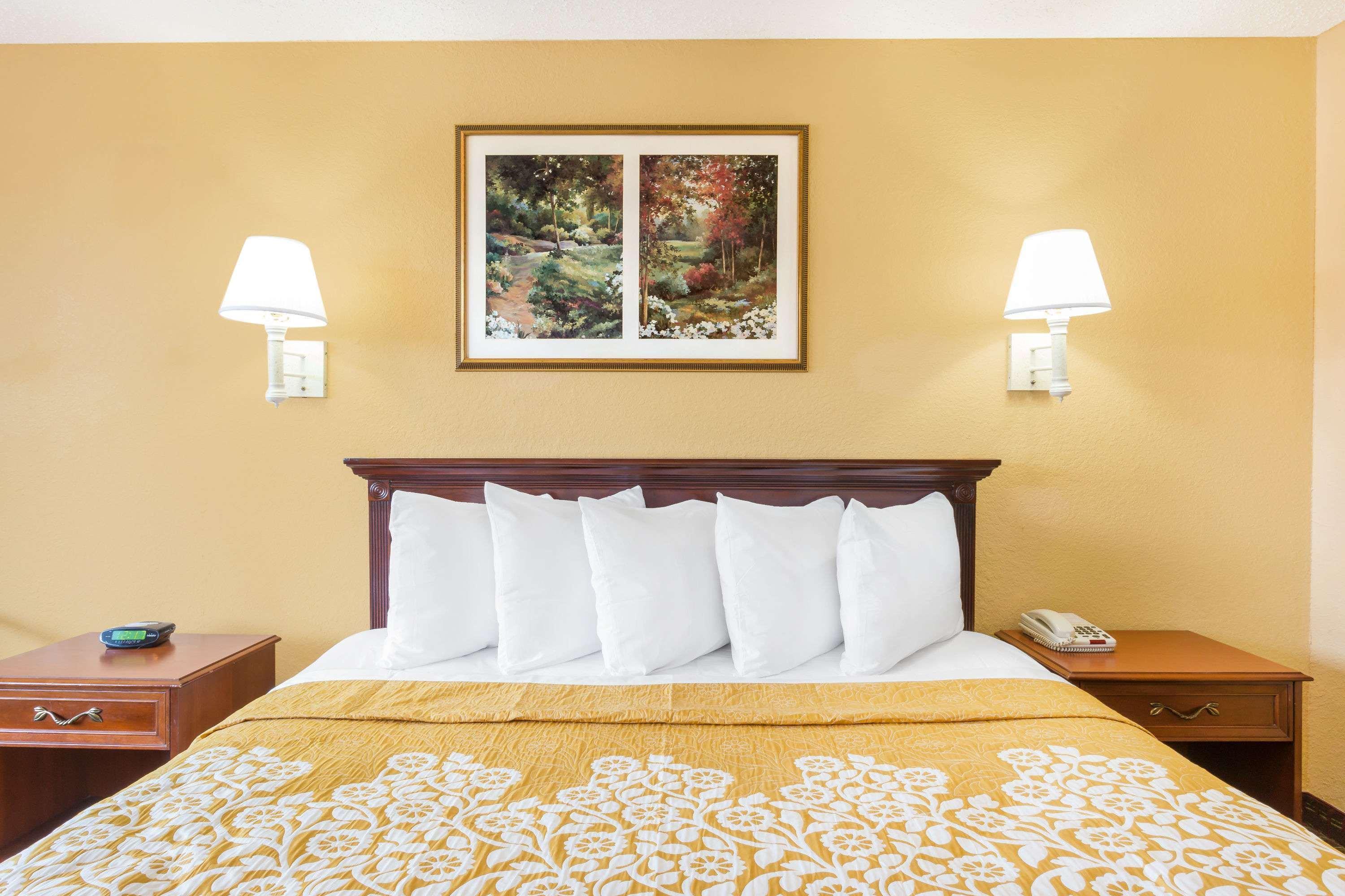 Howard Johnson By Wyndham Orlando-International Drive Экстерьер фото