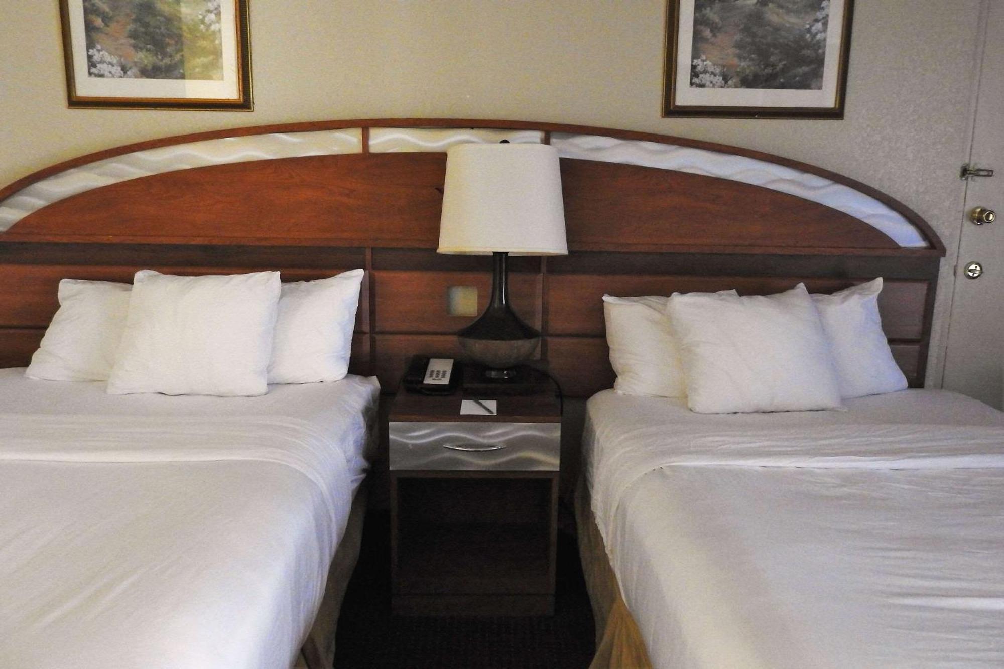 Howard Johnson By Wyndham Orlando-International Drive Экстерьер фото