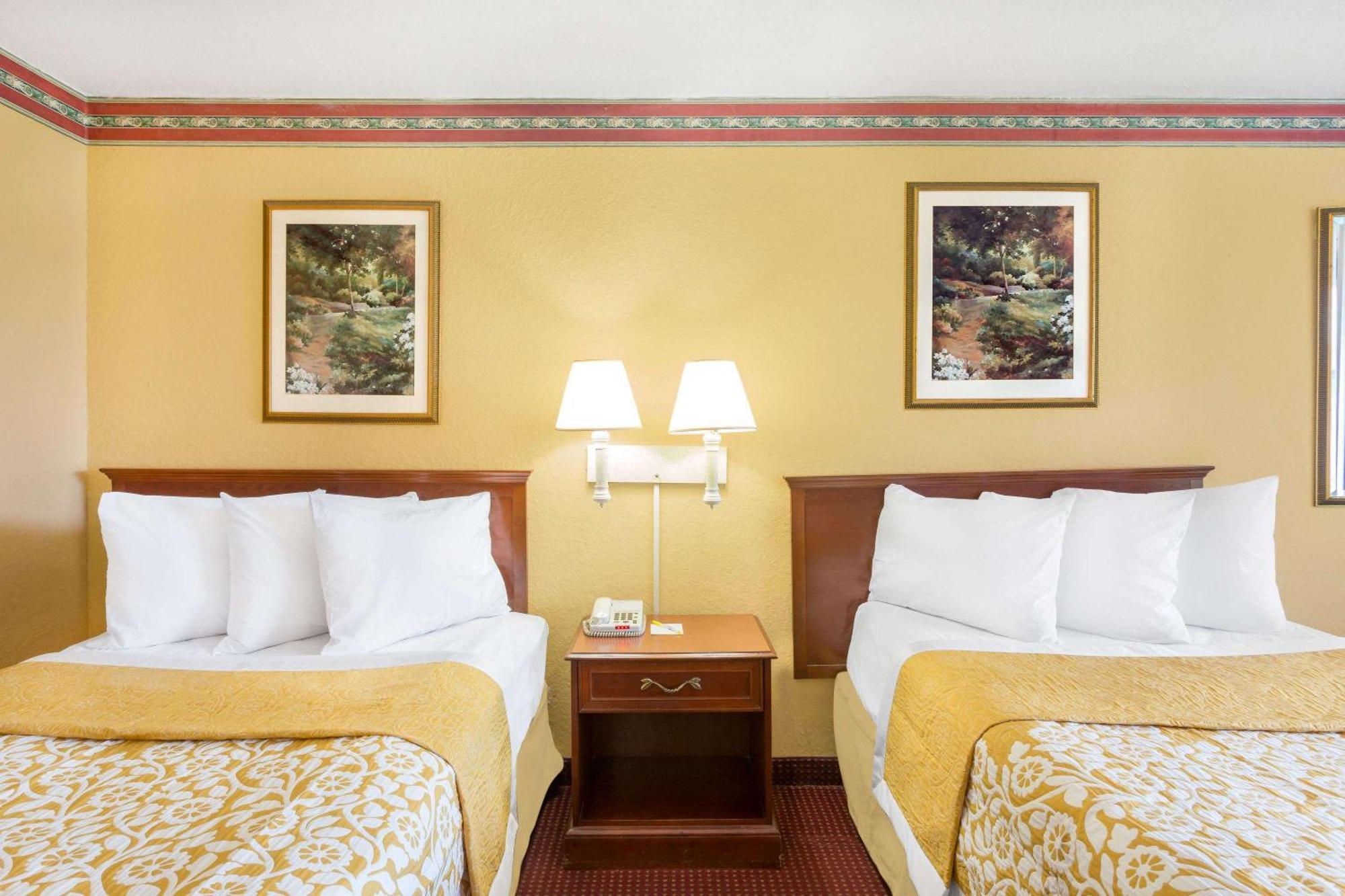 Howard Johnson By Wyndham Orlando-International Drive Экстерьер фото
